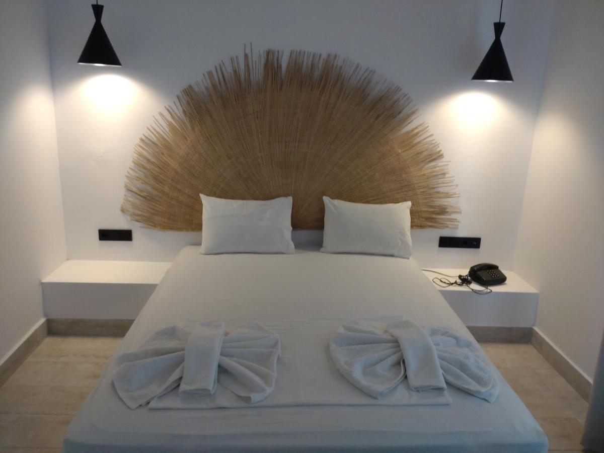 Kyra Panagia Hotel Buitenkant foto