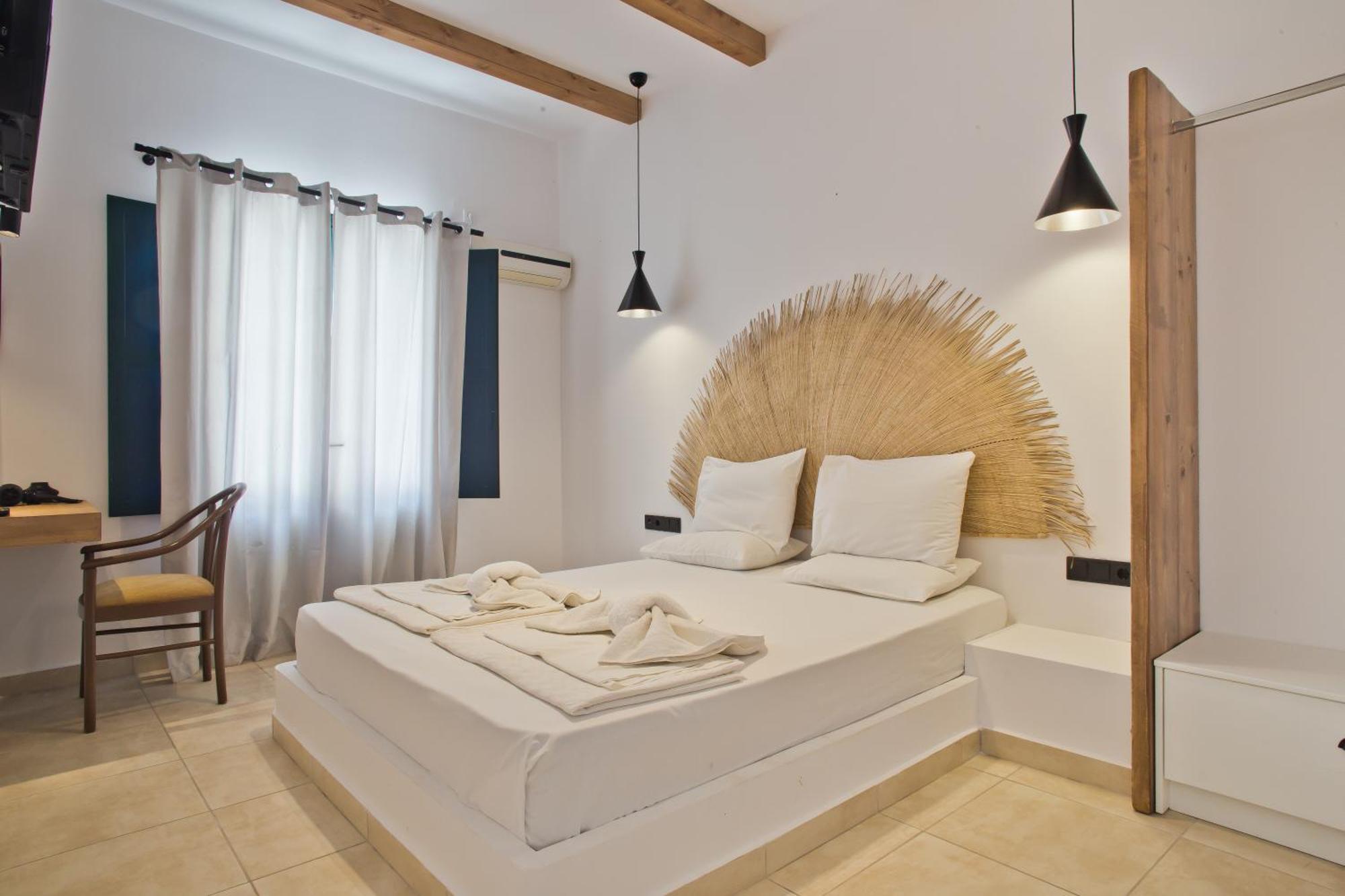 Kyra Panagia Hotel Buitenkant foto