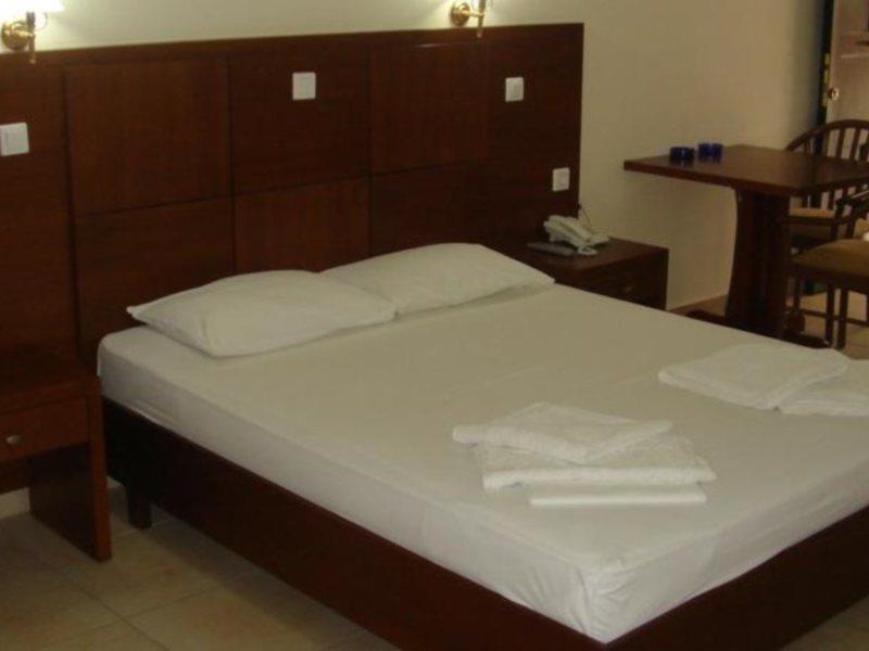 Kyra Panagia Hotel Buitenkant foto