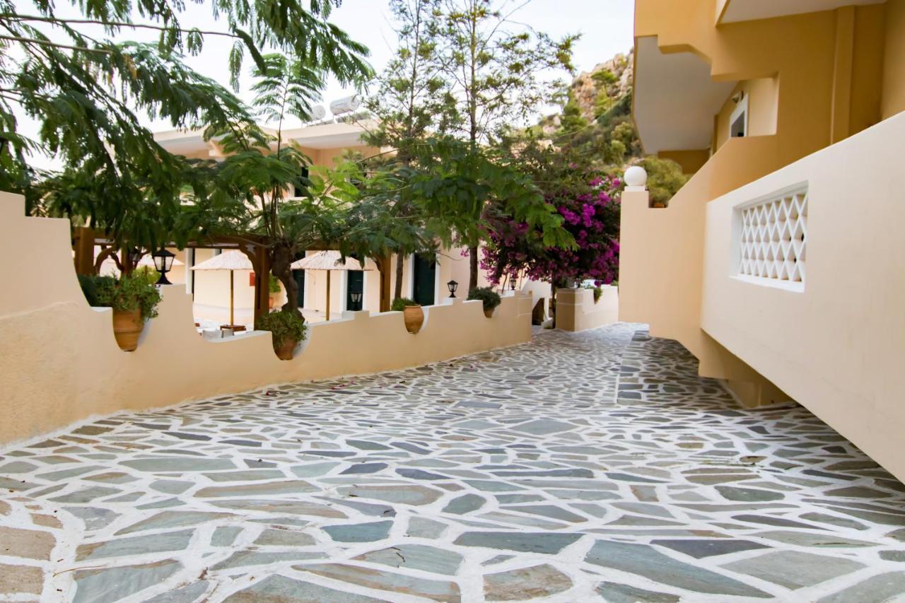 Kyra Panagia Hotel Buitenkant foto
