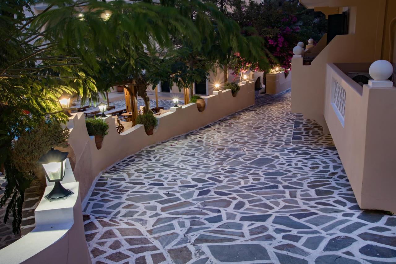 Kyra Panagia Hotel Buitenkant foto